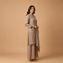 Hand-Embellished,Intricate Zari & Sequin Work for Weddings
