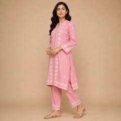 Women's Floral Embroidered Kurta with Straight Pants Set